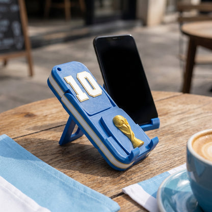 Llavero Porta Celular Argentina en uso